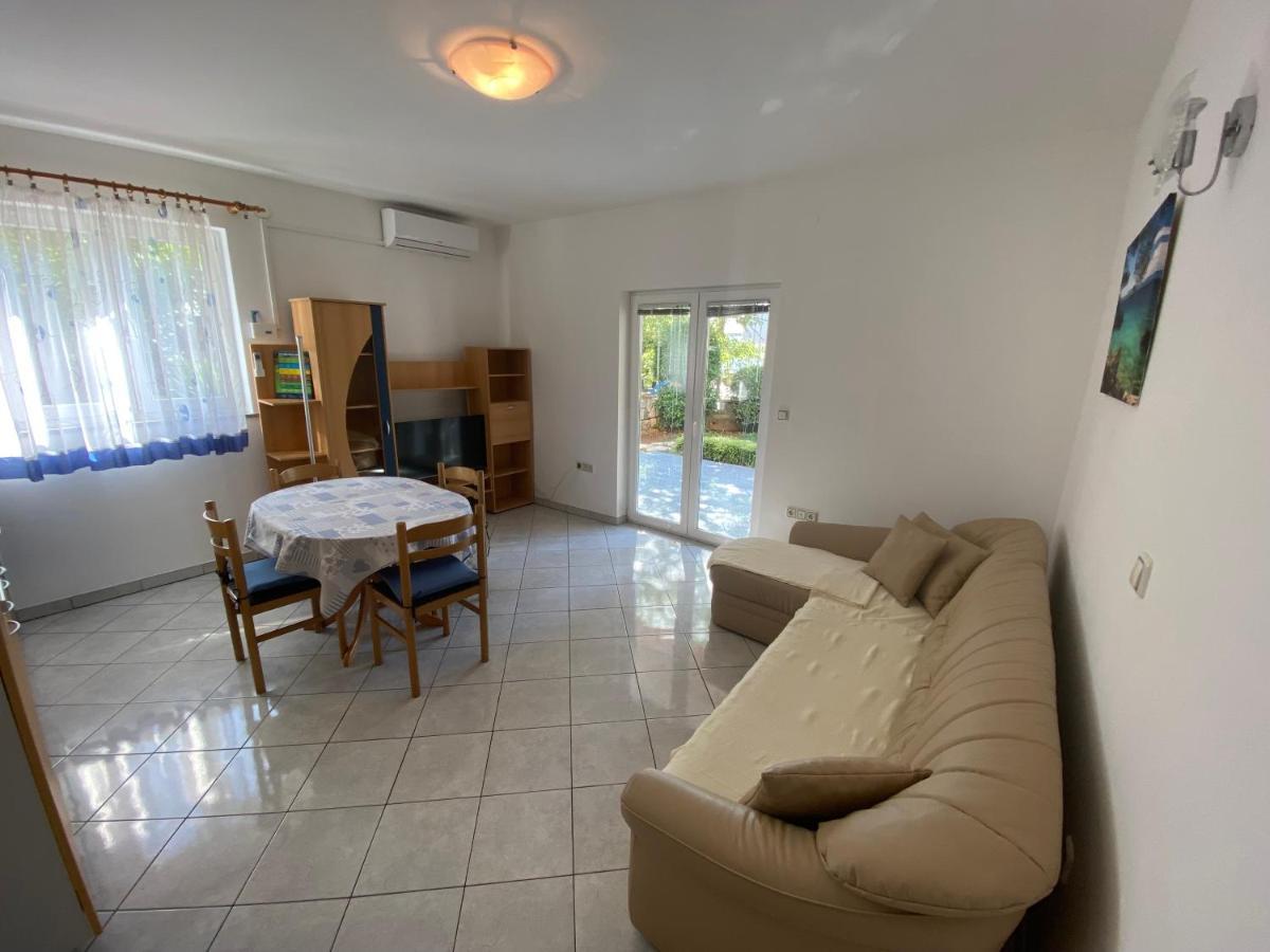 Apartments Malinska - Apartment 1 Ngoại thất bức ảnh