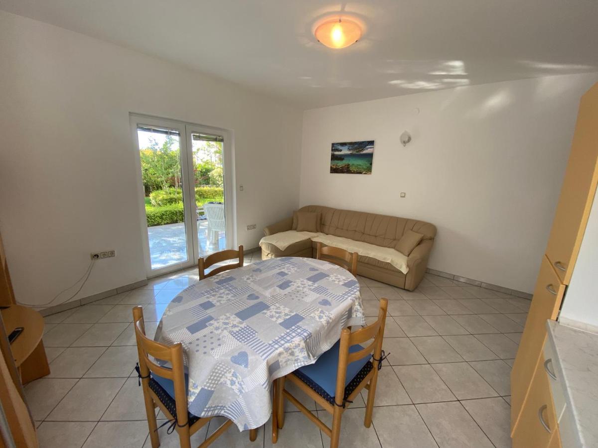Apartments Malinska - Apartment 1 Ngoại thất bức ảnh
